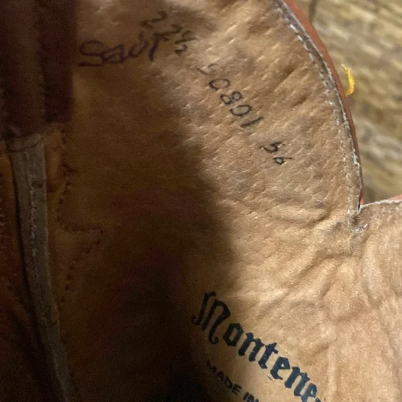 vintage Montenegro tan brown cowboy boots crocodile leather 22 1/2 ? With belt